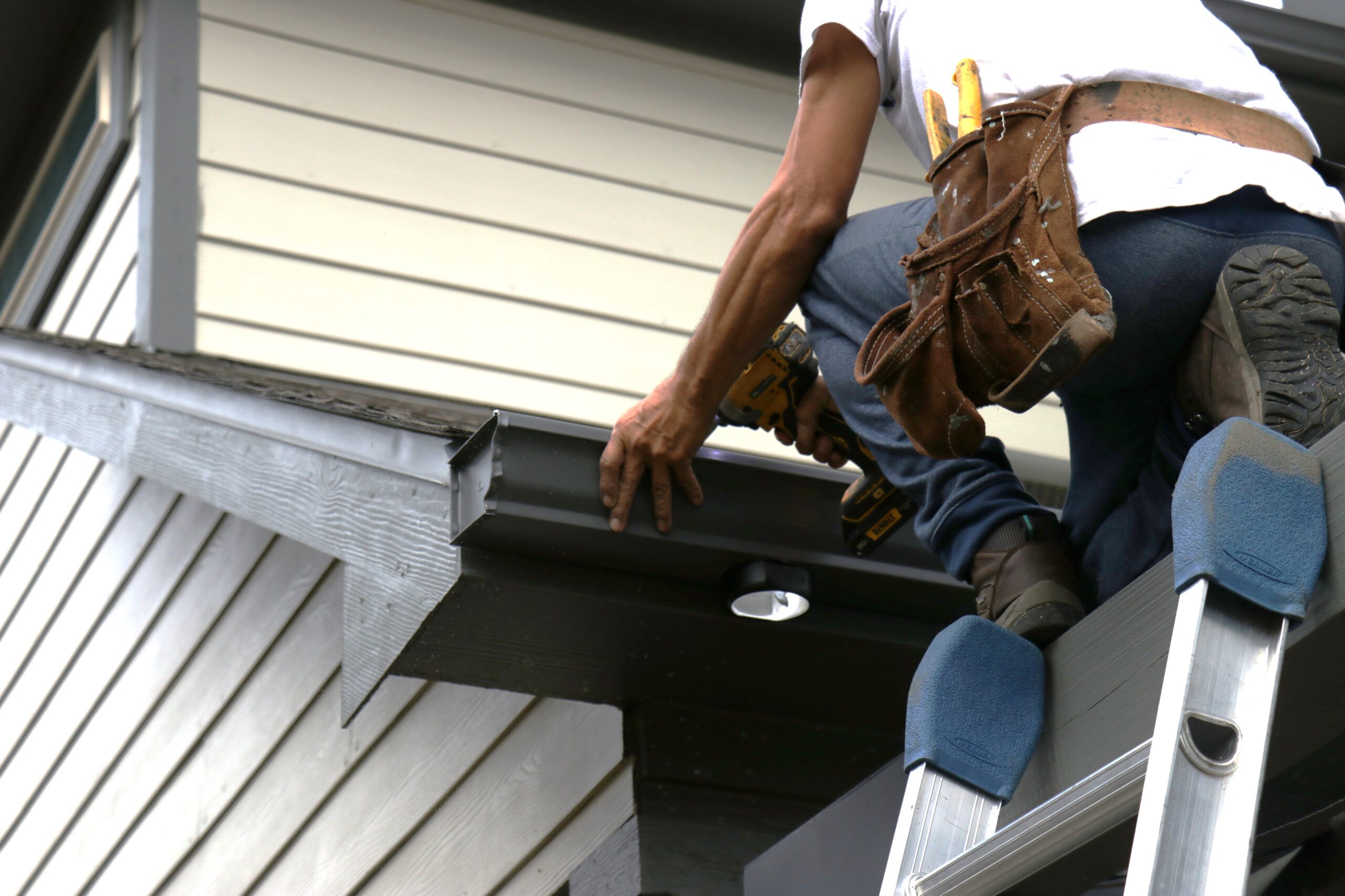Senux Contractors - Senox